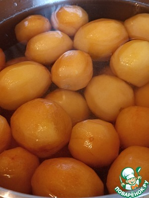 Варенье из абрикосов "Целые плоды" Варенье из абрикосов "Целые плоды"