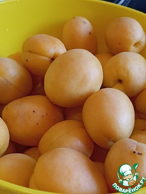 Варенье из абрикосов "Целые плоды" Варенье из абрикосов "Целые плоды"