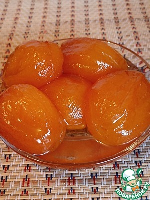 Варенье из абрикосов "Целые плоды" Варенье из абрикосов "Целые плоды"