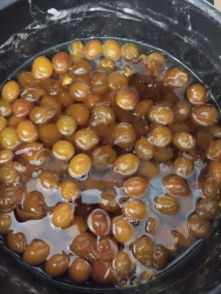 Варенье из алычи с косточками