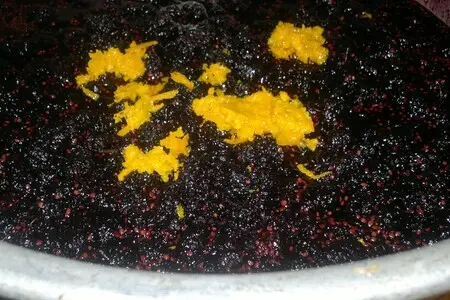 Варенье из шелковицы с апельсином Варенье из шелковицы с апельсином