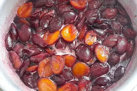 Варенье из слив с какао Варенье из слив с какао