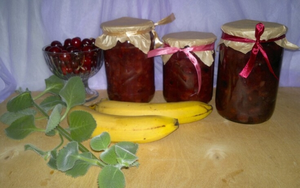 Варенье из вишни с бананом Варенье из вишни с бананом