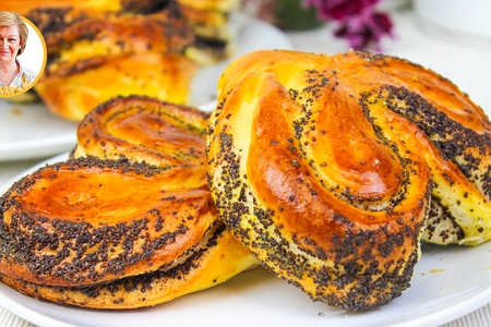 Воздушные плюшки с маком