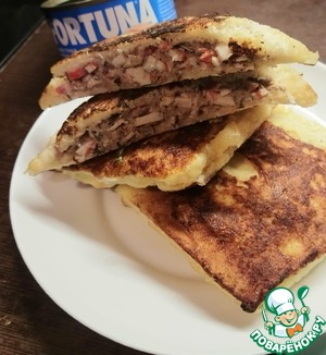 Закрытые бутерброды с тунцом