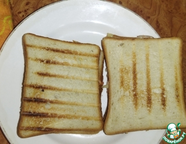 Закрытый бутерброд-пицца Закрытый бутерброд-пицца