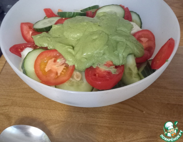 Закуска из дыни с песто