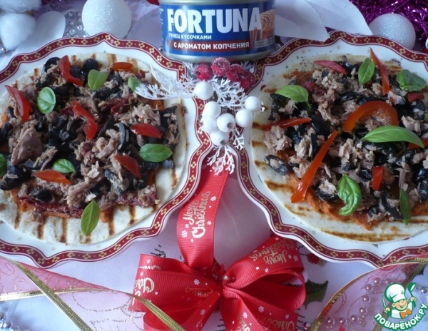 Закуска с тунцом на лепешке Закуска с тунцом на лепешке