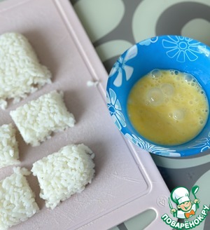 Закуска «Тунец на рисовой подушке»