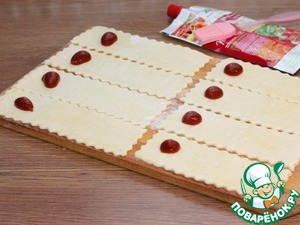Закусочные слойки с копчено-вареным беконом Закусочные слойки с копчено-вареным беконом