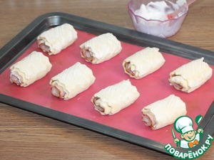 Закусочные слойки с копчено-вареным беконом Закусочные слойки с копчено-вареным беконом