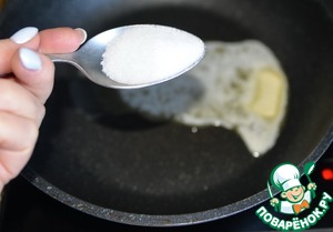 Закусочный мильфей из яблок с печенью