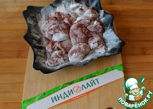 Закусочный мильфей из яблок с печенью