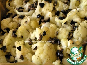 Запеченная цветная капуста с маслинами