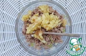 Запеченные яблоки с фаршем индейки