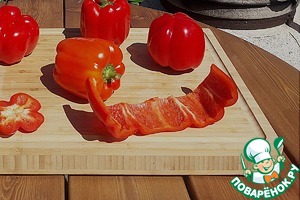 Запеченные перцы с сырной начинкой