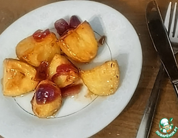Запеченный картофель с вином и пряностями