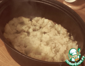 Запеченый картофель в маринаде с перцем