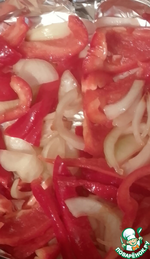 Запечённые перцы, фасоль и каперсы