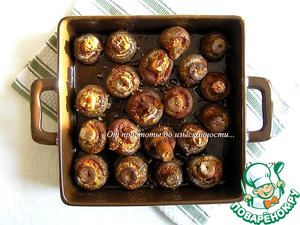 Запечёные шампиньоны в пикантной заправке