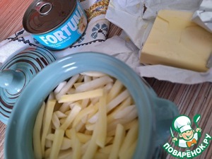 Запеканка картофельная с тунцом и солеными огурчиками