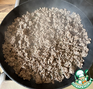 Запеканка с макаронами, фаршем и фетой