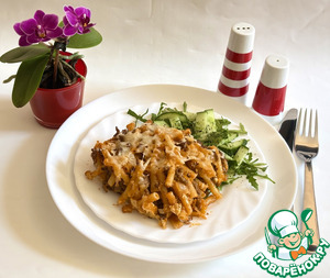 Запеканка с макаронами, фаршем и фетой