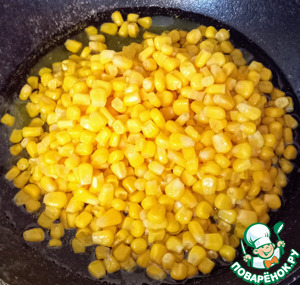 Жареная кукуруза с фасолью и халуми Жареная кукуруза с фасолью и халуми