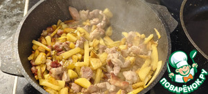 Жаренная картошка с мясом