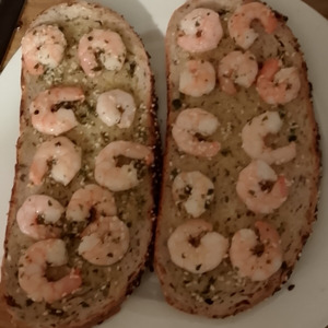 Жареный хлеб с креветками по-корейски Жареный хлеб с креветками по-корейски