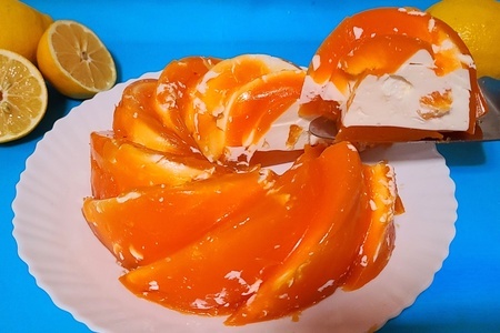 Желейный торт с фруктами без выпечки и духовки Желейный торт с фруктами без выпечки и духовки