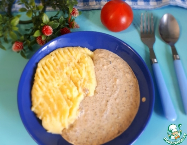 Жидкая подлива с курицей и грибами Жидкая подлива с курицей и грибами