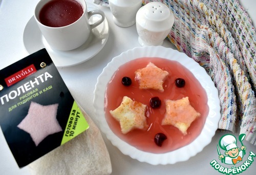 Звездочки из поленты с ягодным киселем Звездочки из поленты с ягодным киселем