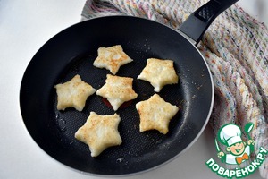 Звездочки из поленты с ягодным киселем Звездочки из поленты с ягодным киселем